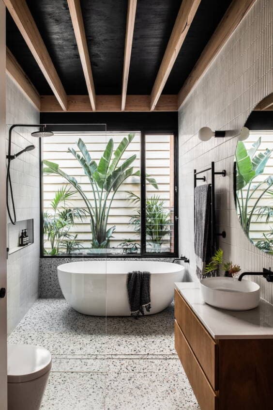 Salle de bain rénovée — rénovation clé en main